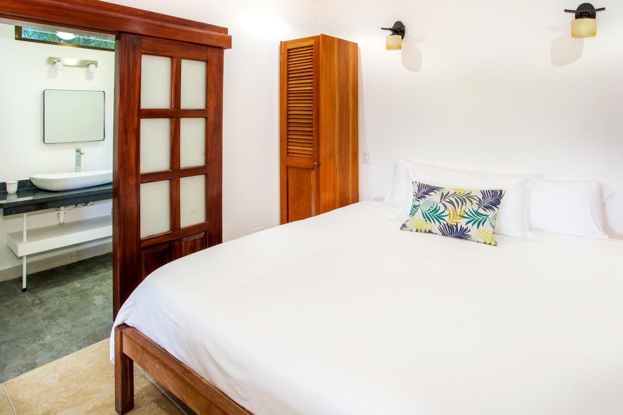 Hotel Villas Nicolas - Adults Only มานูเอล อันโตนิโอ ภายนอก รูปภาพ